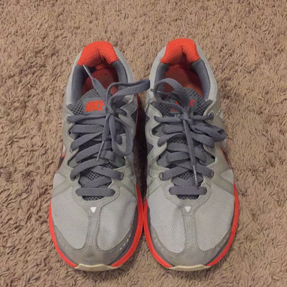 Nike flywire